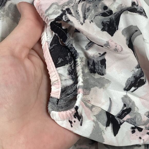 NWT Black Label By Evan Picone Top Womens Size XL V Neck Tie Pink Floral - Picture 5 of 10